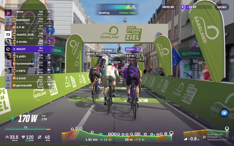 Virtuelle Radfahrer fahren mit dem Rad durch St. Wendel